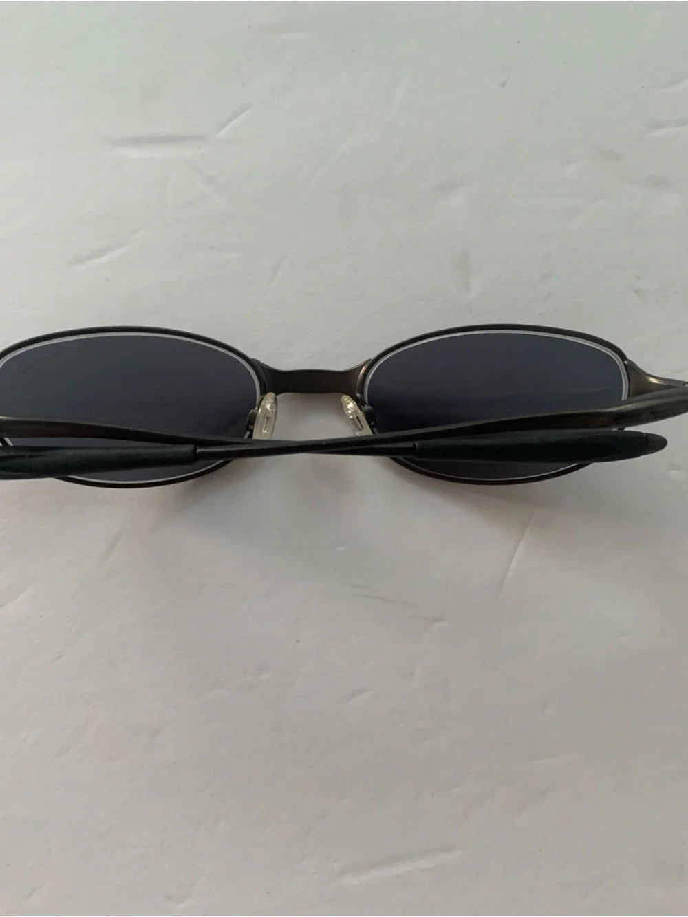Oakley E-wire 2.1 Silver Sunglasses Vintage Sunglasses Comes With Case (Frames)